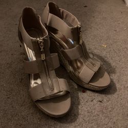 Guess Wedge Shoes 