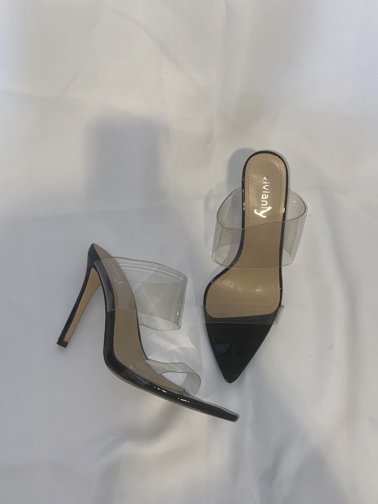 Women’s Pointed Toe Heels Size 7