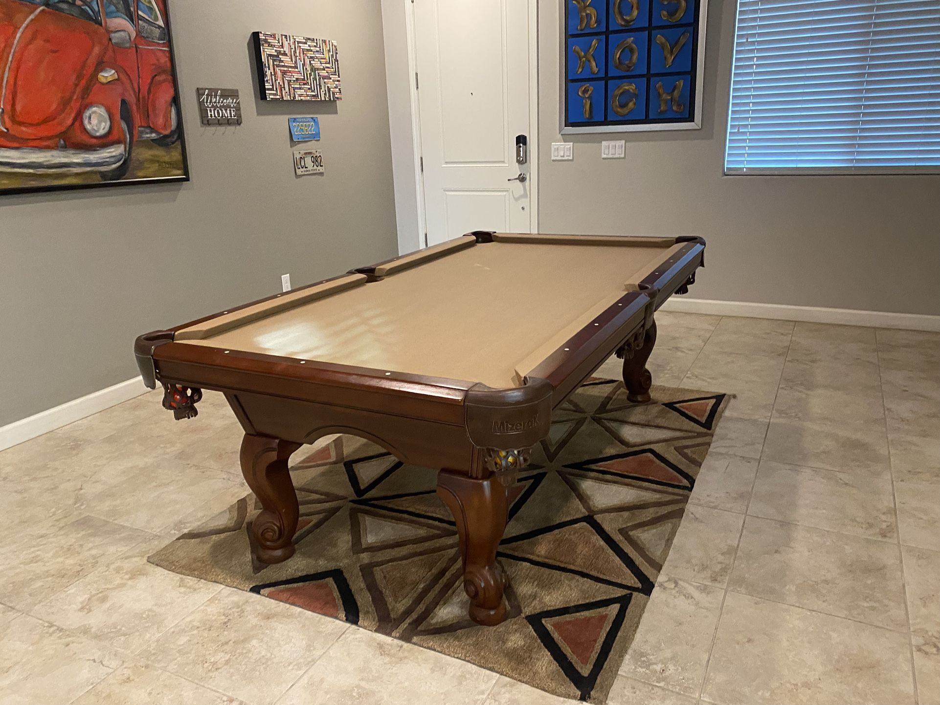 Pool Table - Mizerak