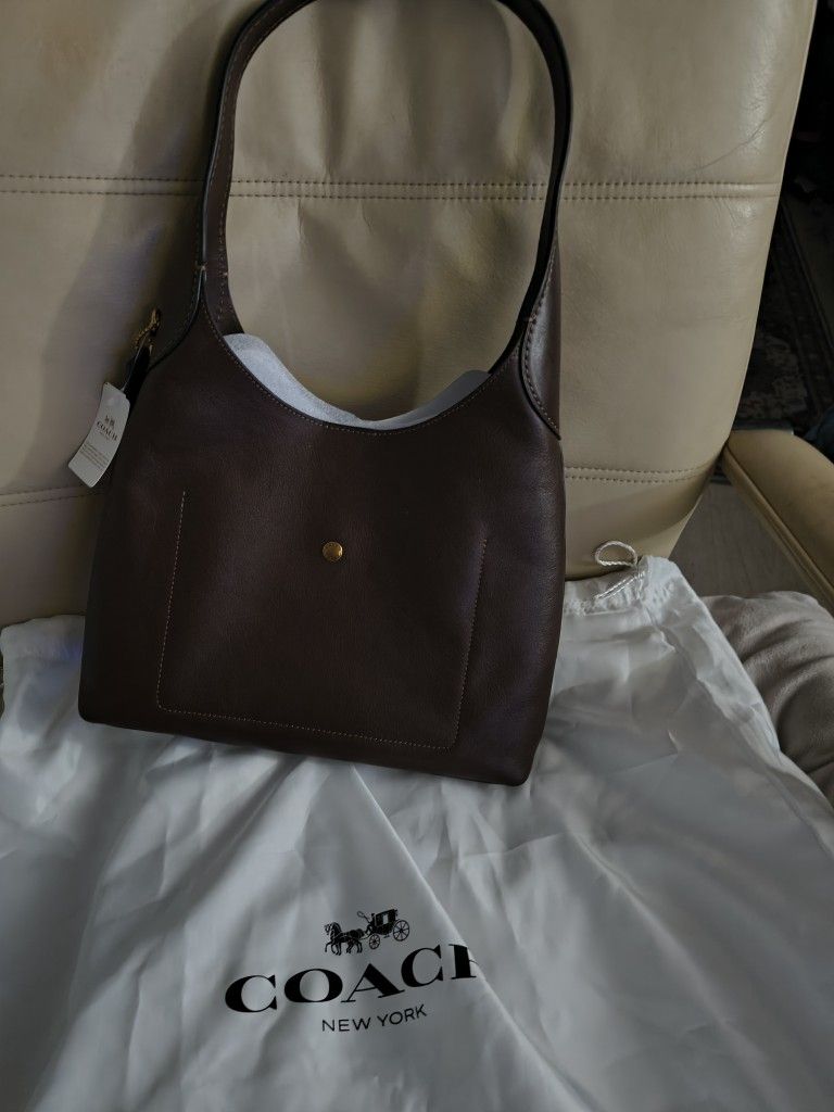 COACH