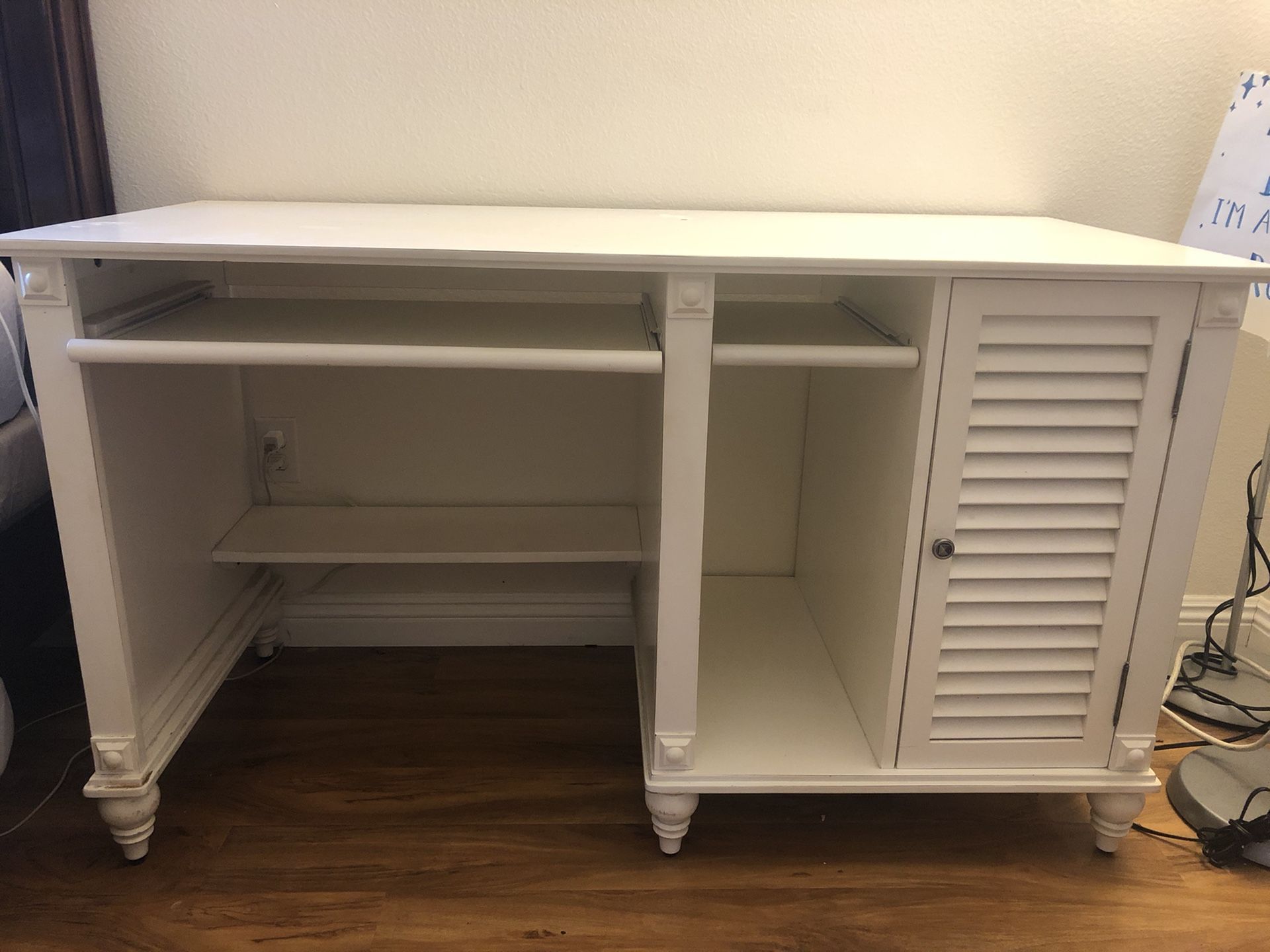 White Desk with rolling chairs