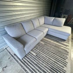 Modern Sectional Couches