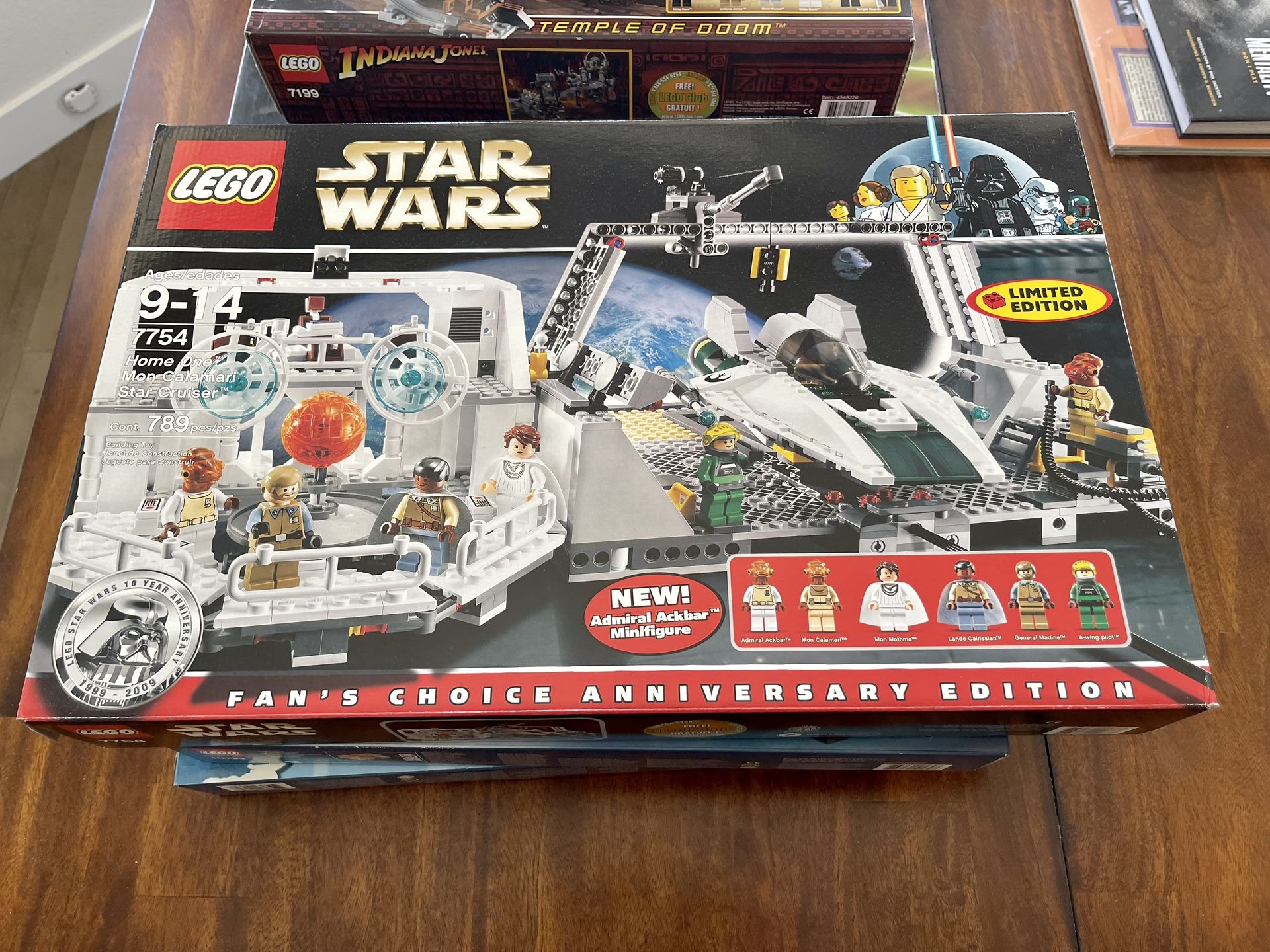 Star Wars Lego - 7754 Home One Mon Calamari Star Cruiser - New/ Seal Broken