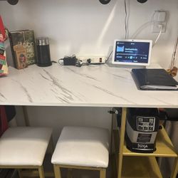 Breakfast Table 