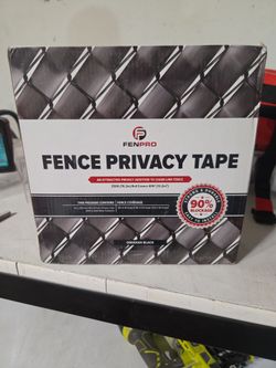 6 boxes of Fence privacy strips $25 ea