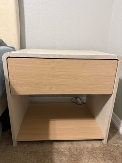 2 night stand
