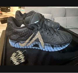 SWAROVSKI