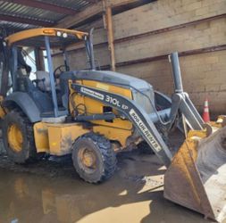 John Deere 310 Backhoe