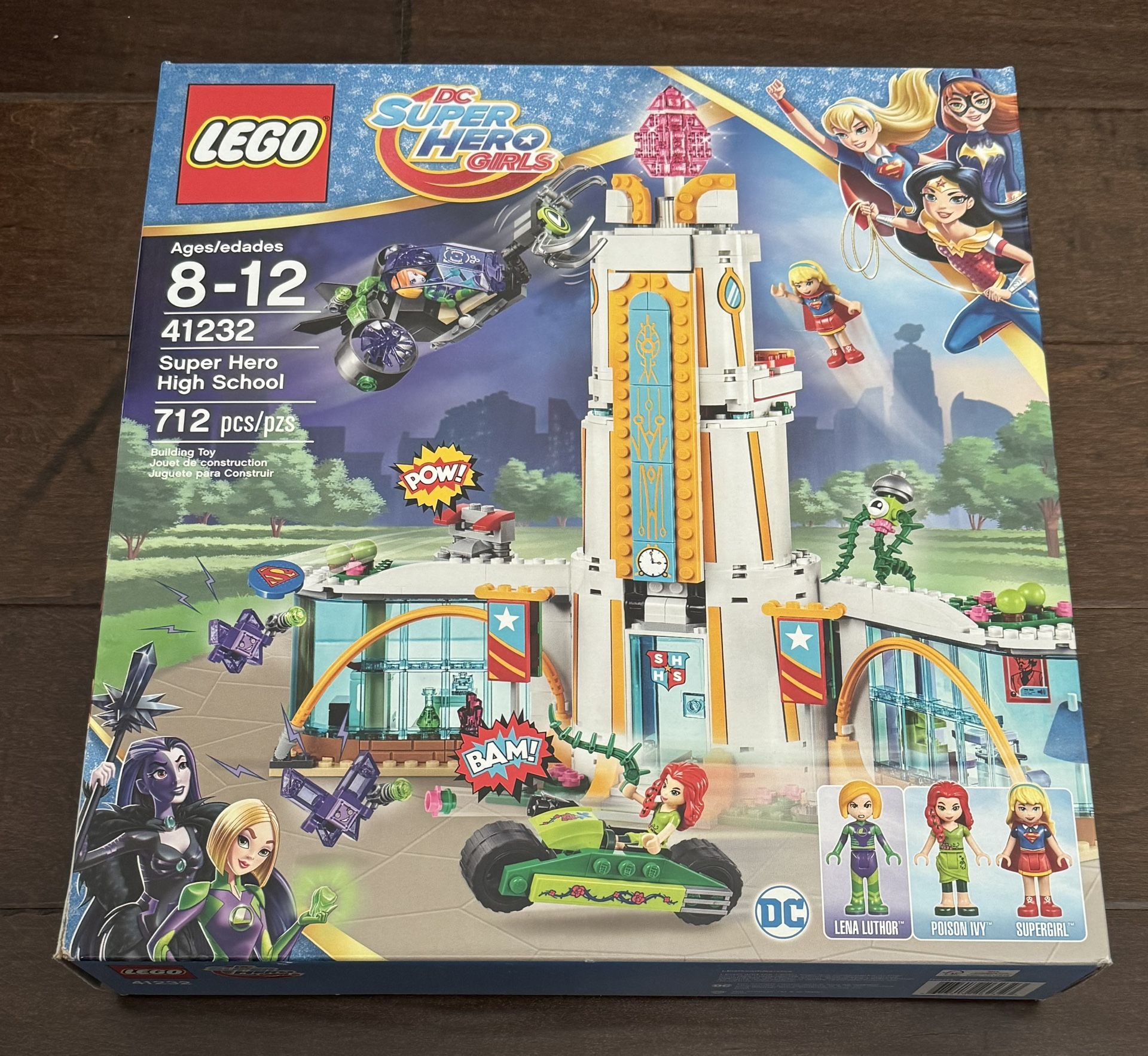 LEGO DC Super Hero Girls: Super Hero High School 41232