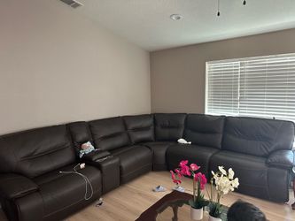 Sofa brown recliner seats