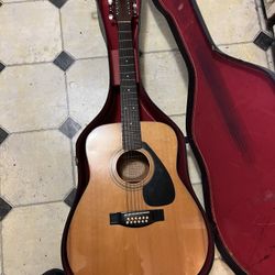 Yamaha 12 String Acoustic Guitar 