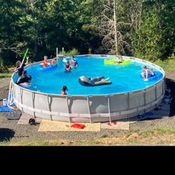 Huge Swimming Pool 