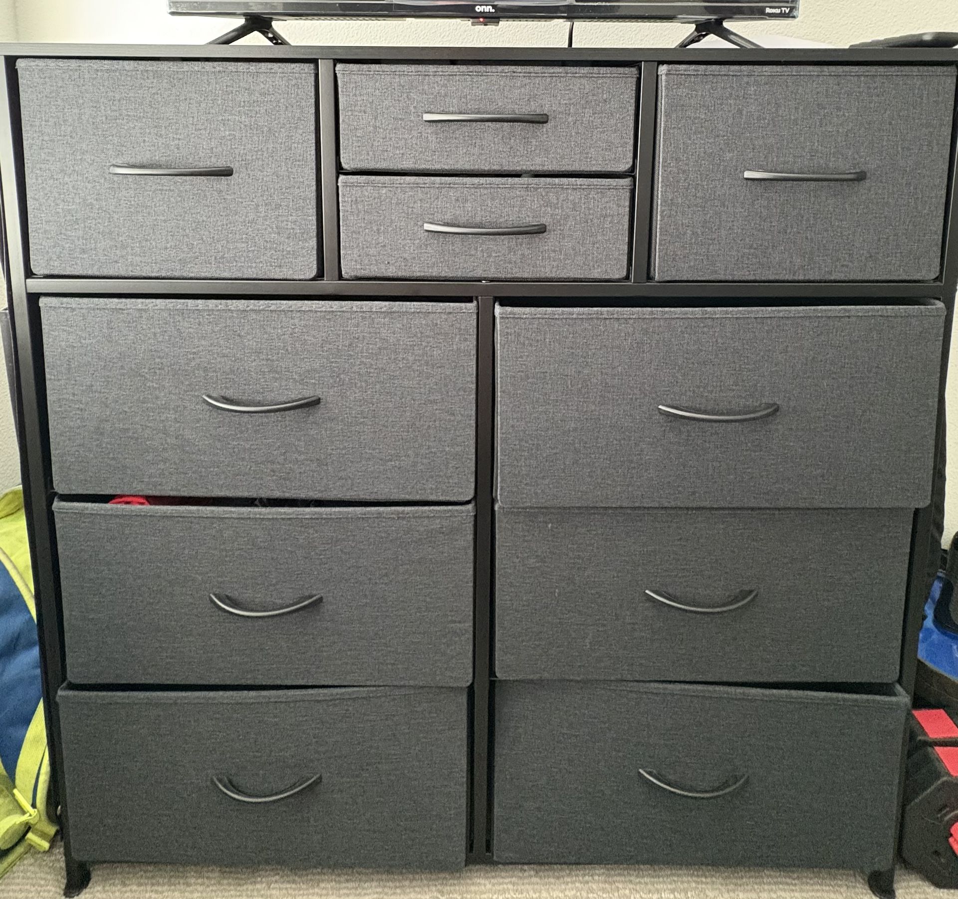 Dresser