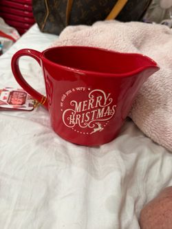 Rae DunnChristmas measuring cup