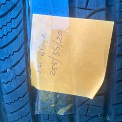 255/55R 20$45.00 Llanta 1 Sola 