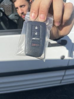 2015 lexus is350 key