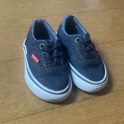 Toddler Boys Levi’s Denim Size 5c 