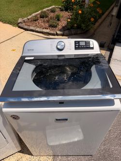 Maytag Top Load Washing Machine and Samsung dryer 300$