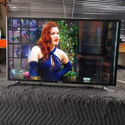 32 Inch Samsung Smart TV Really Nice Tv Comes With Remote Control Shows Great Quality Clear Picture Works Perfect Guaranteed 
