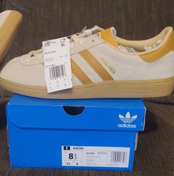 Adidas München