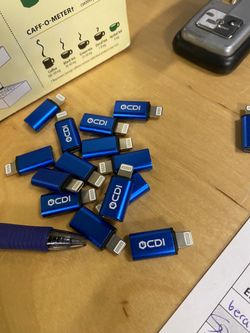 Female USB-c To iPhone