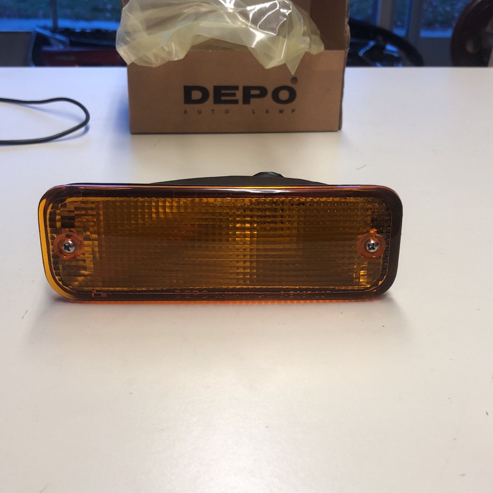 Toyota Corolla SDN/ WGN 1988 To 2003 Signal Lamp Driver Side Assembly B