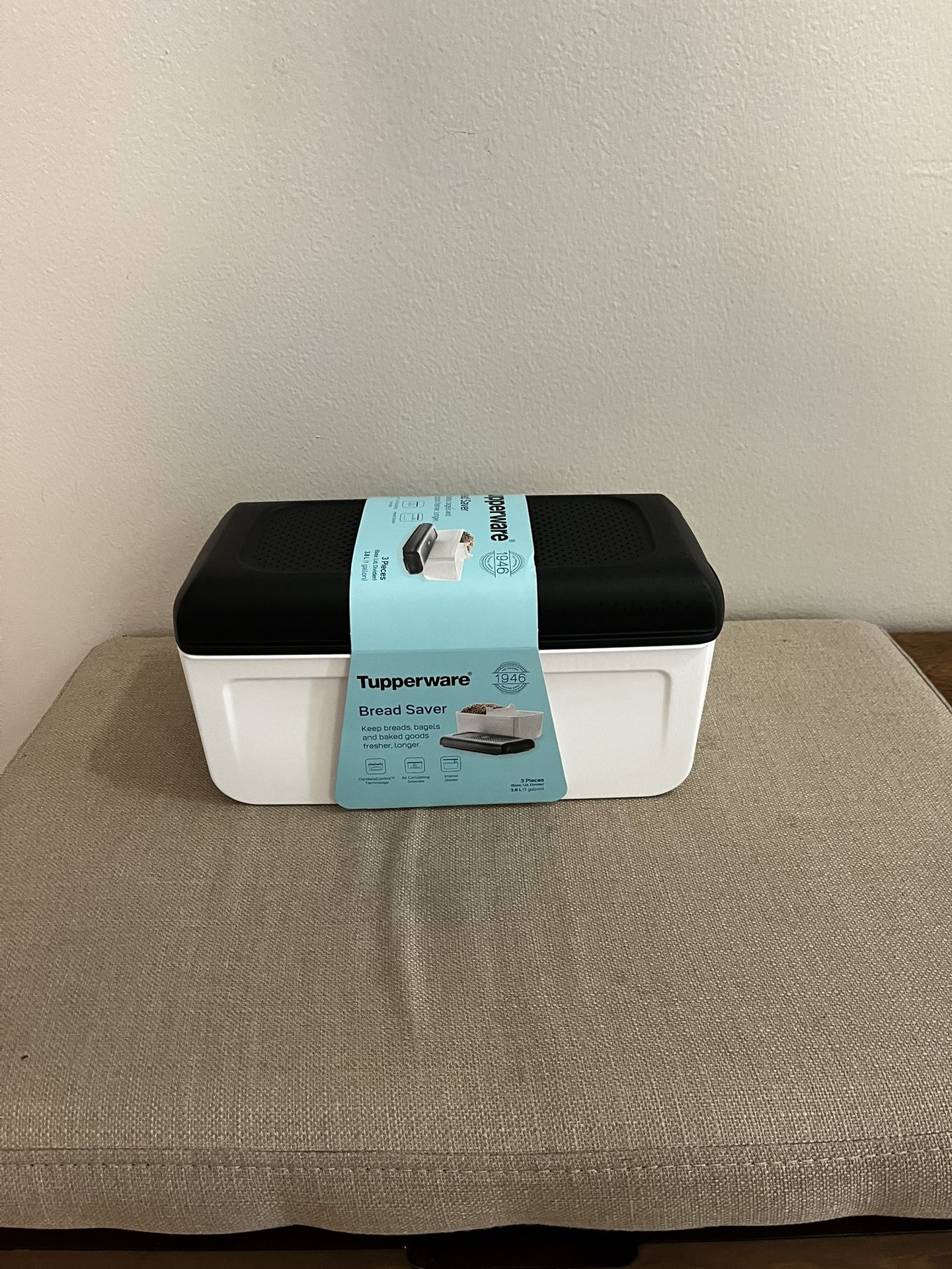 Brand New Tupperware Bread Container 