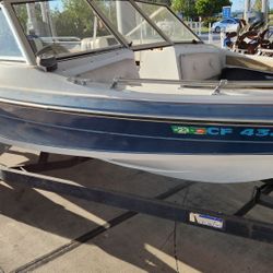 1988 Bluewater Boat