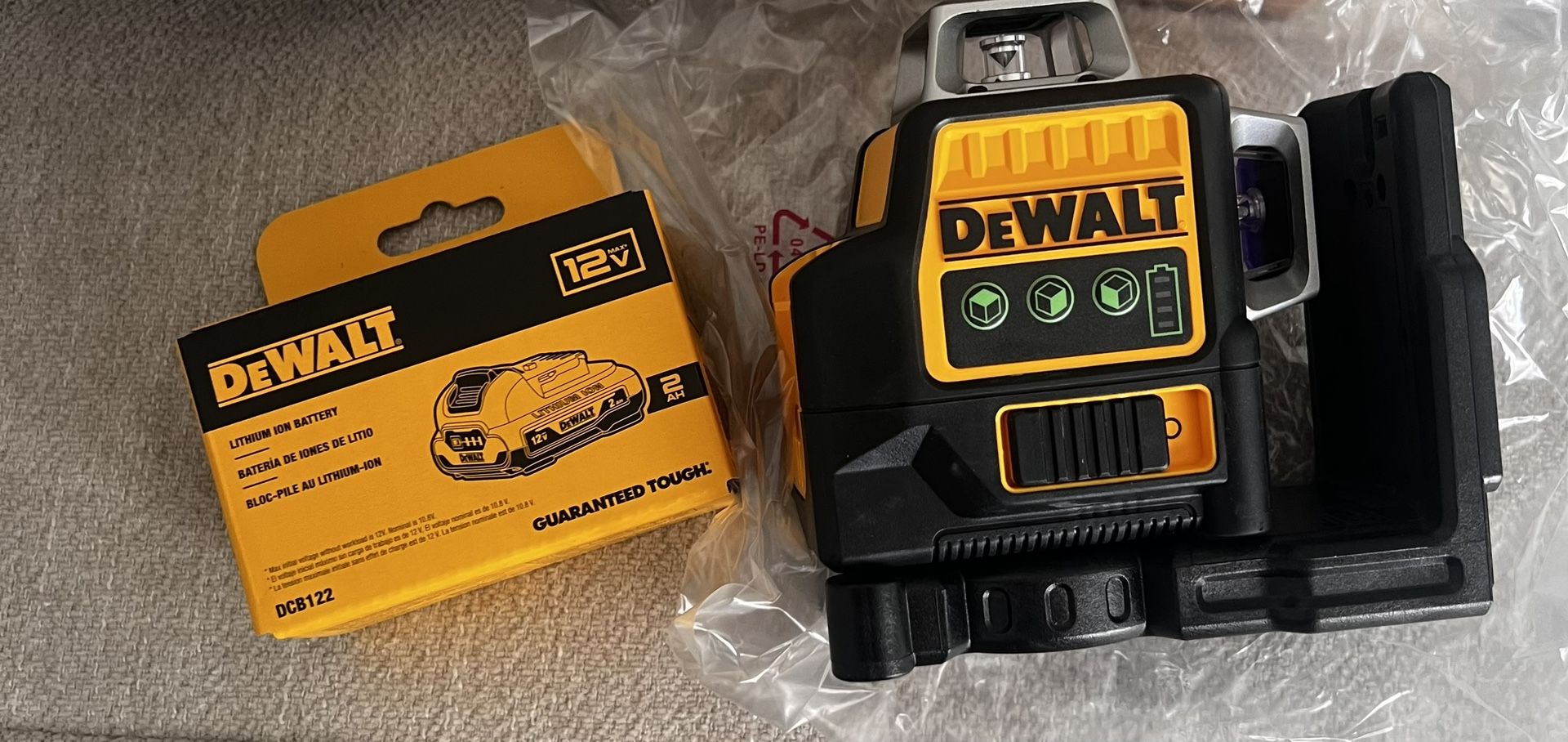 Dewalt Laser And Battery 360 3 Line Green Beam 