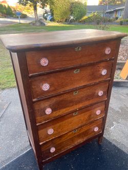 Dresser, Cherry, 5 Dovetail Drawers, Circa 1960, Delivery