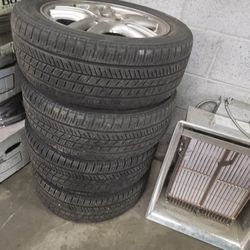 OEM Subaru WRX 2005 Tires