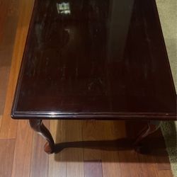 Beautiful Side Table/Night Stand With Drawer. 