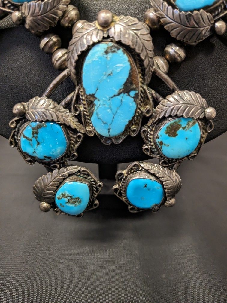 Gorgeous Breathtaking Vintage From The 1970s Old Pond And Kingman Arizona Turquoise, Chunks Of Turquoise Are At Least Quarter Sized, Initials On Back