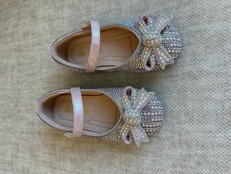 Doe A Dear Girl's Rhinestone Shoes 25 size NEW