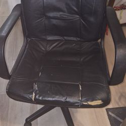 Free Chair
