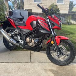 2017 Honda CB300F 2,640 Original Miles