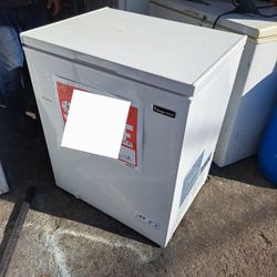 Magic Chef Mini Freezer