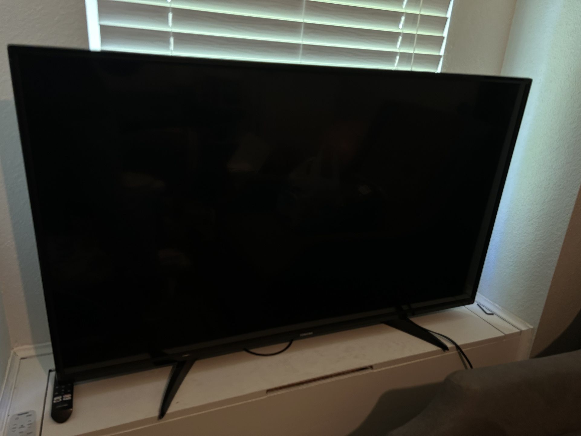 Toshiba fire TV (50")