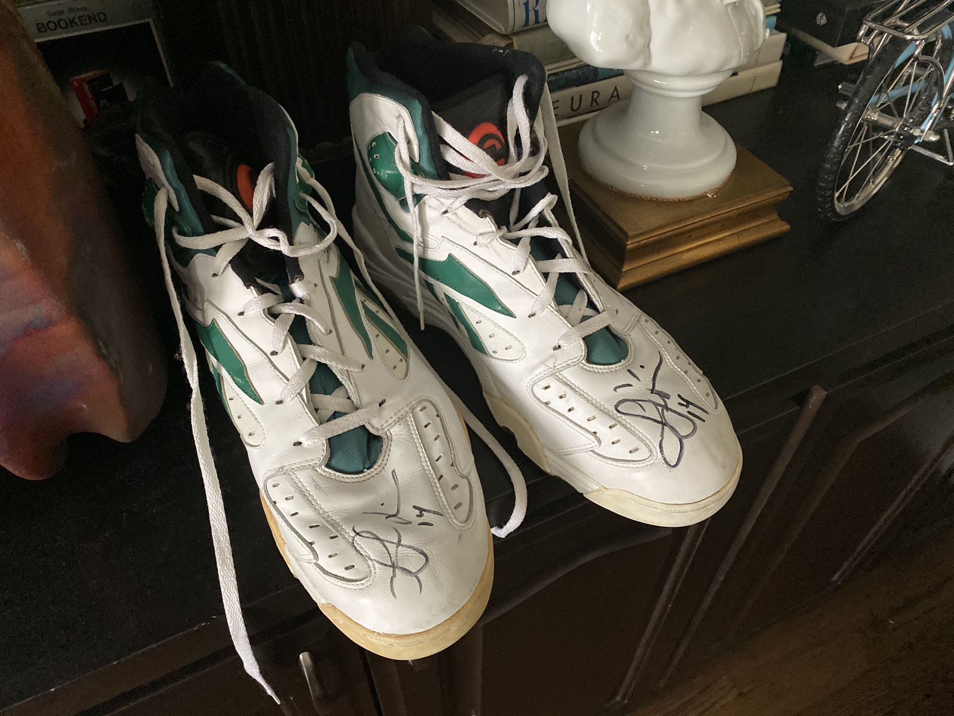 Vintage Game Worn Seattle SuperSonics Basketball Shoes Signed