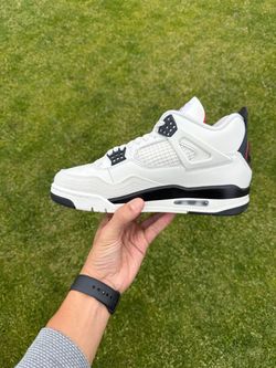 Jordan 4 Retro - Flight Club
