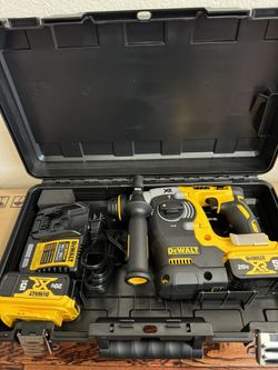DEWALT 20V MAX XR Cordless Brushless 1 in. SDS Plus L-Shape Rotary Hammer