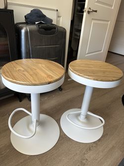 2 White Barstools With Wooden Tops