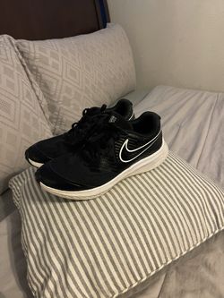 STAR RUNNER NIKE, Size US 4Y