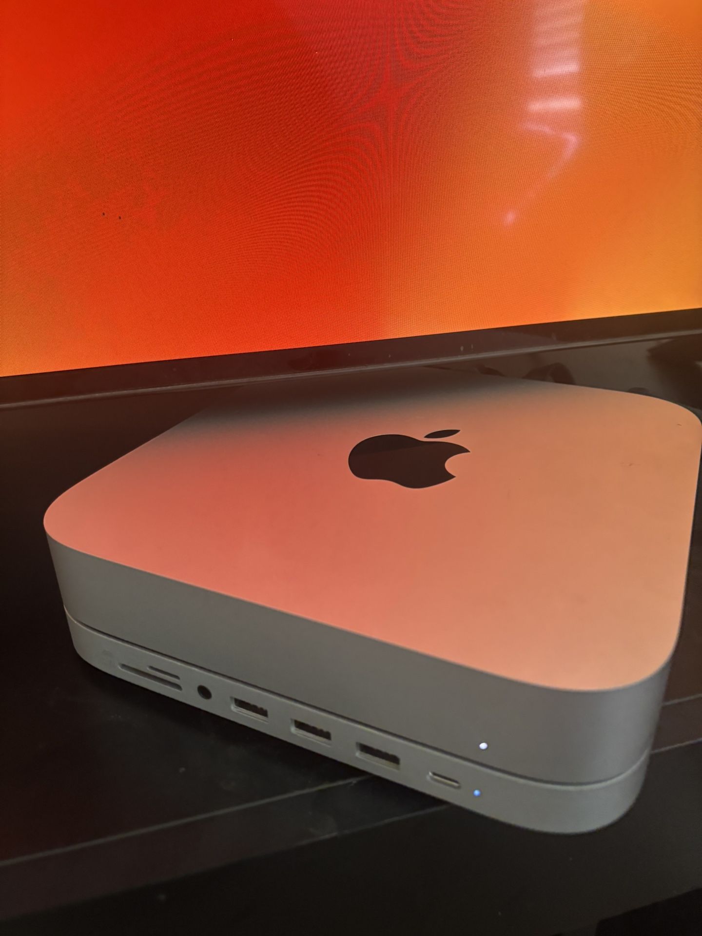 2023 Mac Mini M2 w/ Accessories