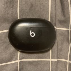 Beats Studio Earbuds 