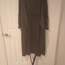 Women's Black M/L Kimono/Dress/Sleepwear