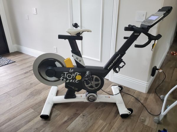 proform tour de france cbc spin bike