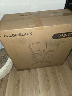 Black Office Chair Model 918-W