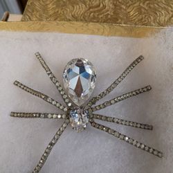 Spider Pin 