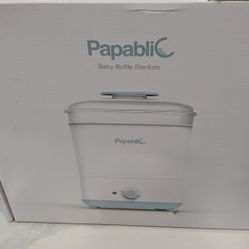 PapabliC baby bottle sterilizer and glass bottles